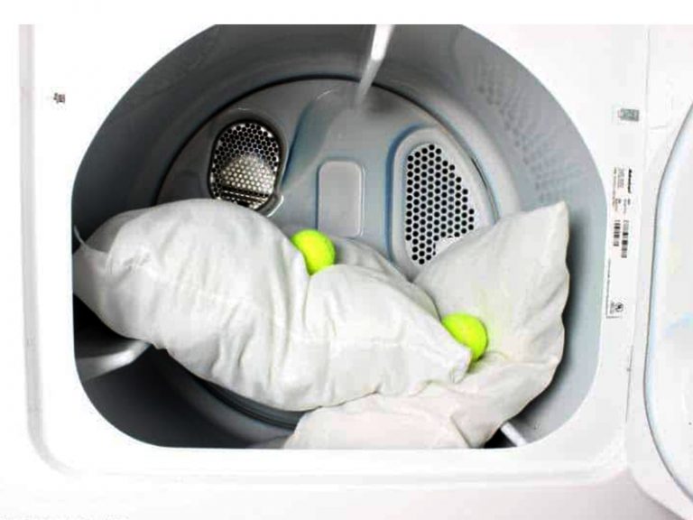 Can You Put Pillows in the Dryer to Fluff